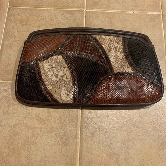 🤩Host Pick🤩 1980s vintage Convertible clutch👝 - Picture 5 of 10